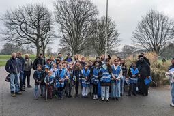 School Children Blitz Rubbish in Acton Park