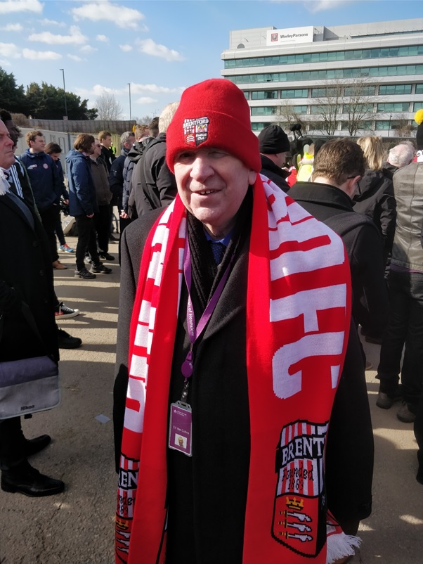 Mel Collins is a Bee