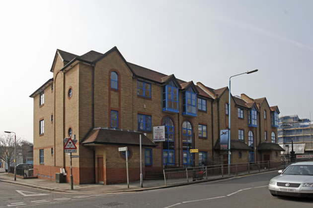 Canal Court on Brentford High Street