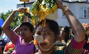 Chariot Festival - Liz Jenner photography
