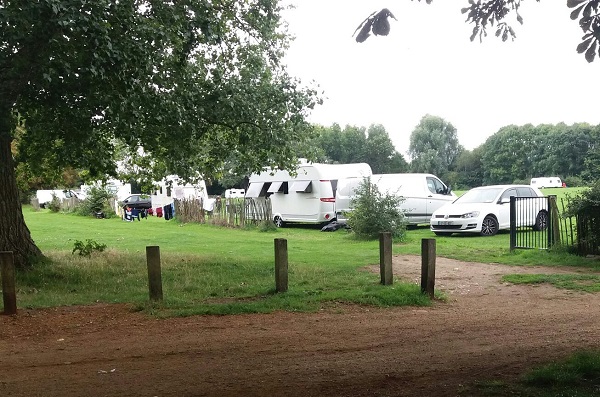 Elthorne Park travellers - Liz Jenner