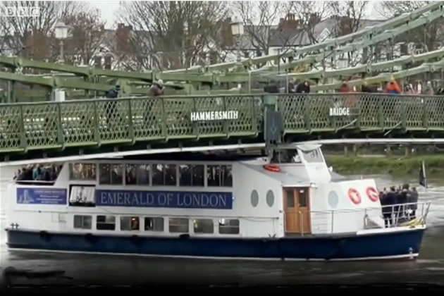 The party boat stuck under Hammersmith Bridge
